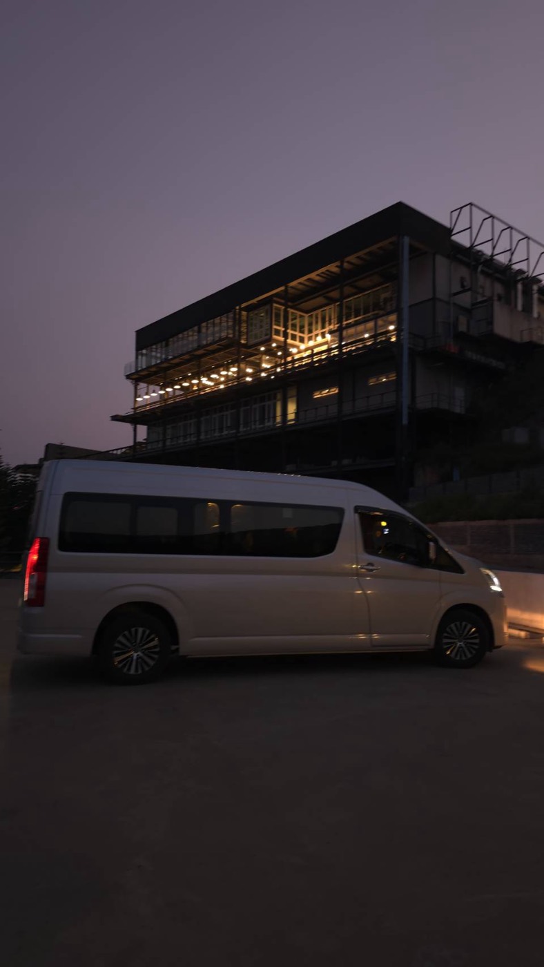 รถตู้ VIP วราชัยทัวร์